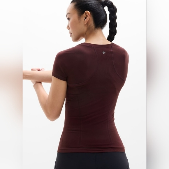 NWT- Athleta Momentum Seamless Short Sleeve - Garnet - Picture 3 of 5